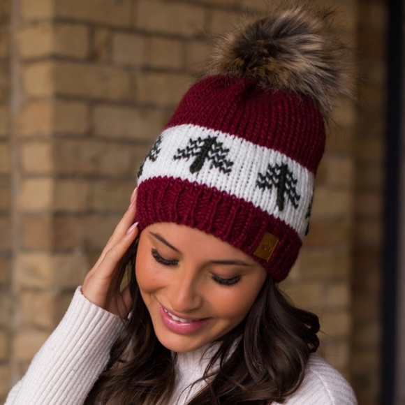 Burgundy Green Pine Evergreen Tree Holiday Knit Faux Fur Pom Beanie Winter Hat - Picture 1 of 3